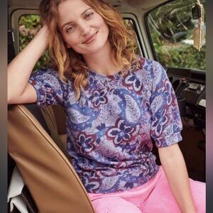 Sundry Paisley Raglan Floral Blue Short Sleeve Sweatshirt. Size 2/ M